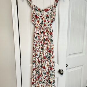 Lulu's Vibrant Floral Maxi Dress